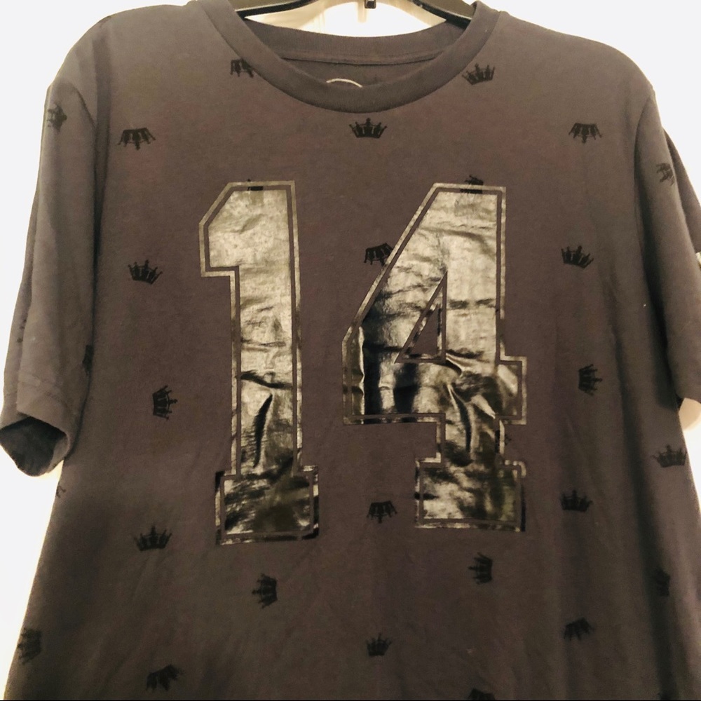 BROOKLYN CALLING Graphic Tee